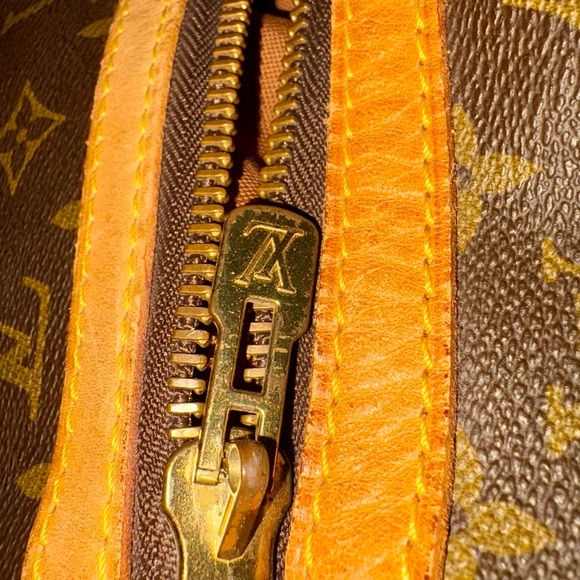 Louis Vuitton Keepall 55 - Picture 4 of 8